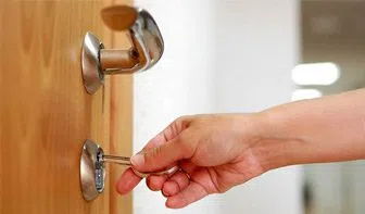 Metro Master Locksmith Corona, CA 951-370-1225 Metro Master Locksmith Corona, CA 951-370-1225 - 13-Re-Key-Locks