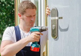 Metro Master Locksmith Corona, CA 951-370-1225 Metro Master Locksmith Corona, CA 951-370-1225 - 7-Lock-Changing